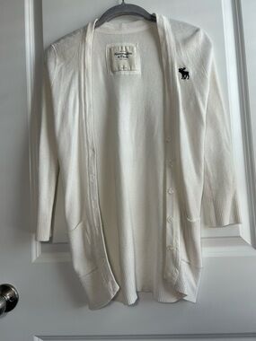 Abercrombie & Fitch Ivory Button-Front Cardigan with Navy Logo
